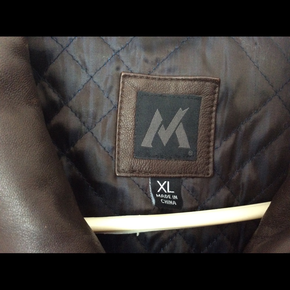 Leather jacket - Picture 4 of 4